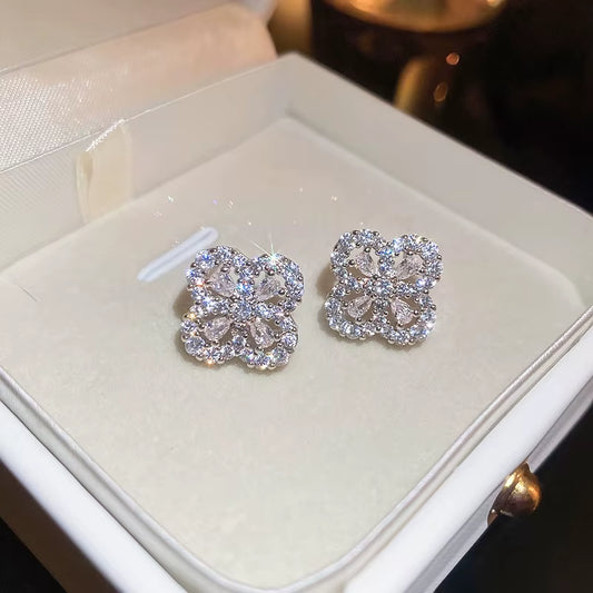 Korean Fashion Geometric Square Stud Earrings for Women Classic Shiny Zircon Four Clover Plant Earrings Lady Party Jewelry Gifts